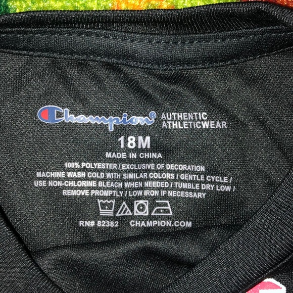 Champion short set 18mo(boy) - Picture 3 of 5